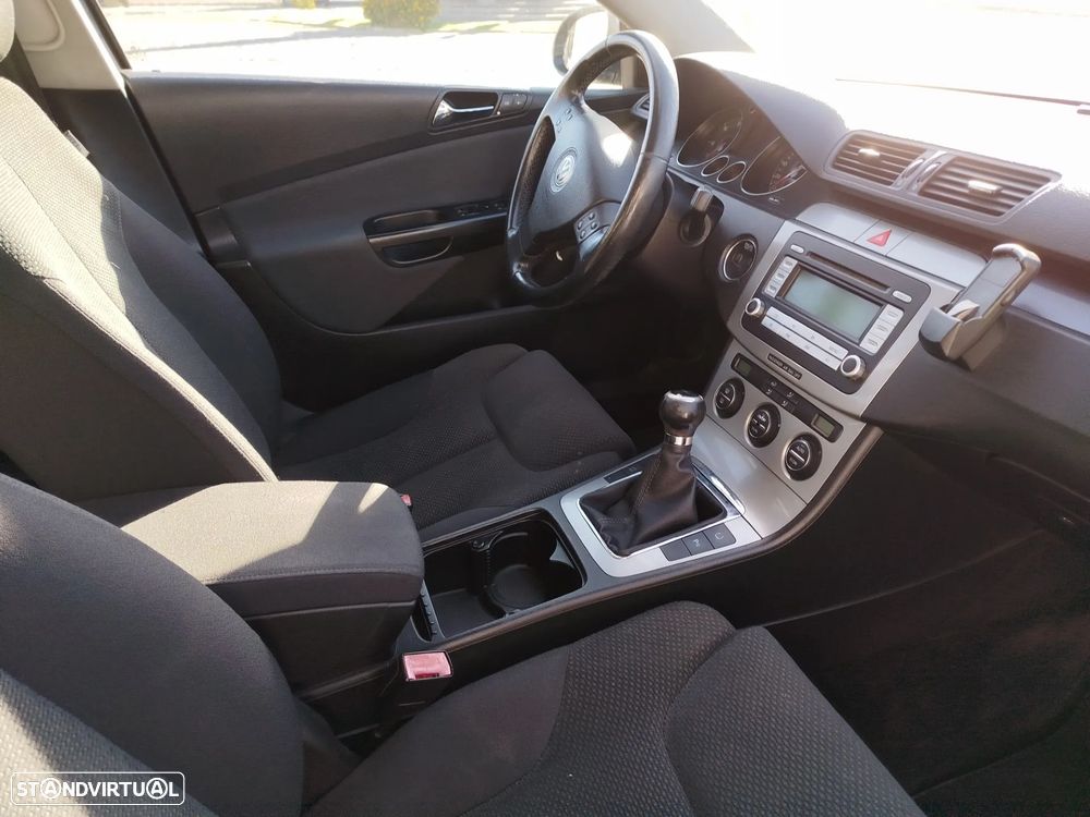 VW Passat Variant 2.0 TDI Confortline - 3