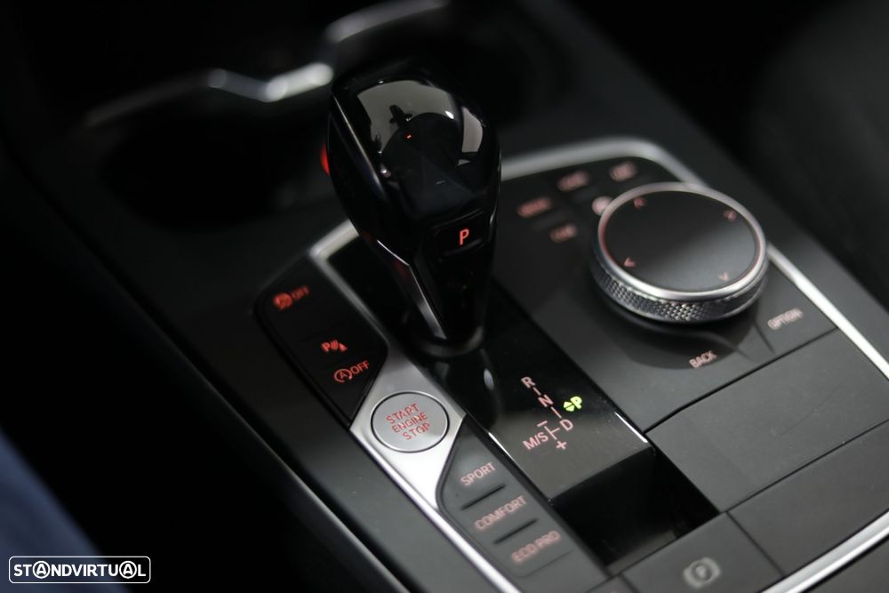 BMW 116 d Advantage Auto - 16