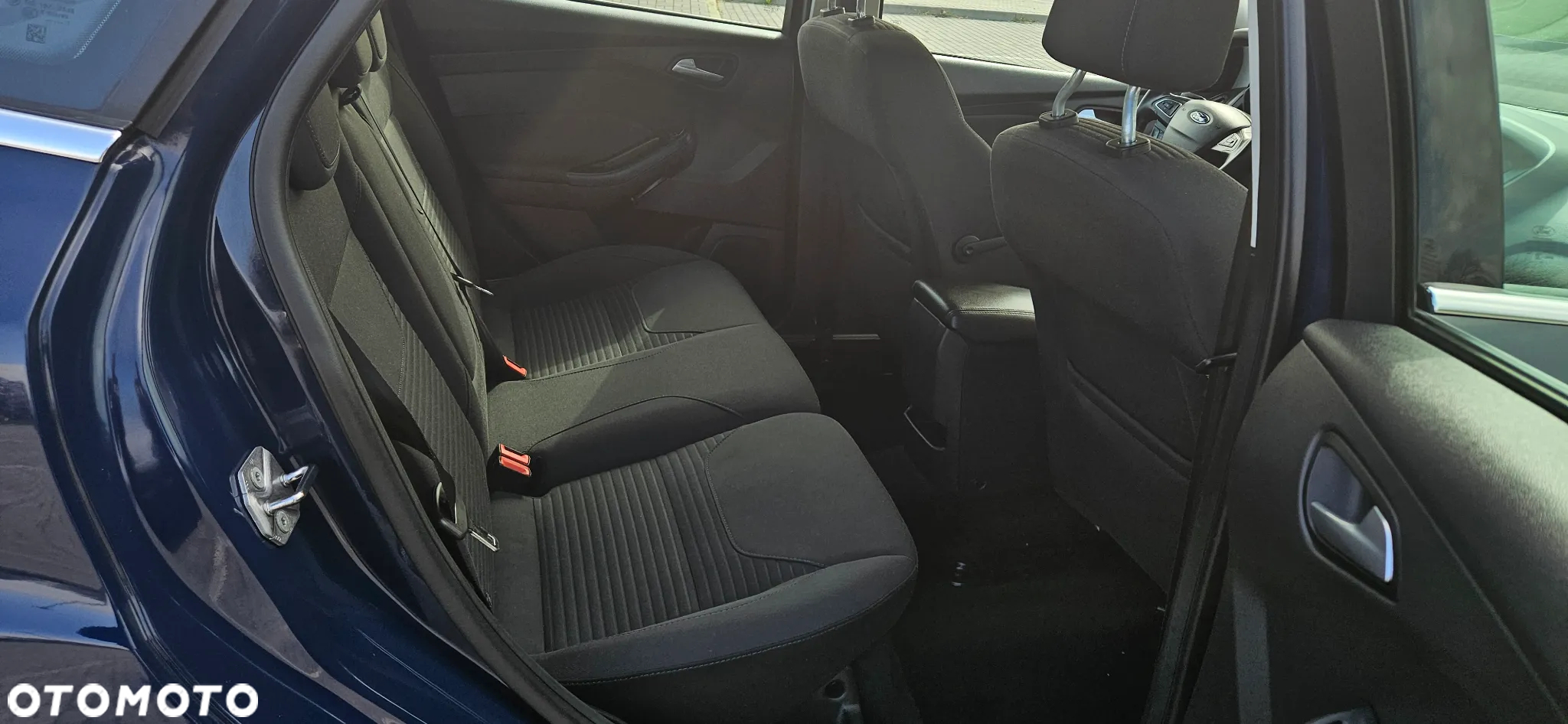 Ford Focus 1.0 EcoBoost Start-Stopp-System Business Edition - 9