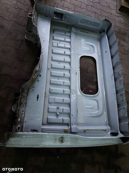 Tylna ściana Maxity Cabstar 2006-2021r - 3