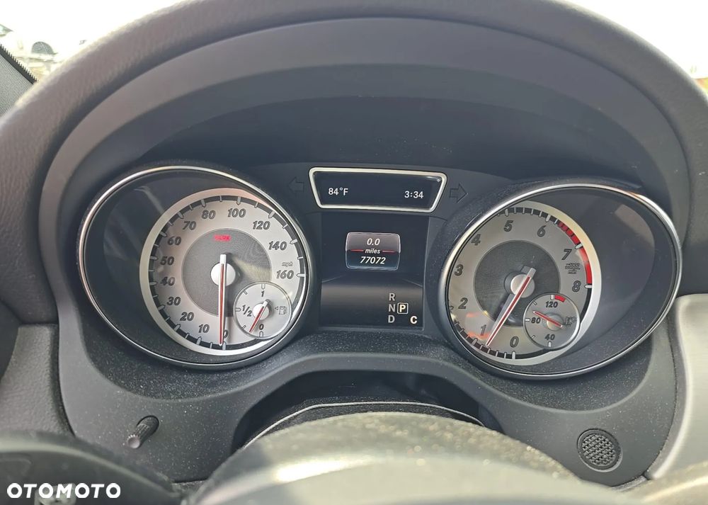 Mercedes-Benz CLA 250 4Matic 7G-DCT AMG Line - 11