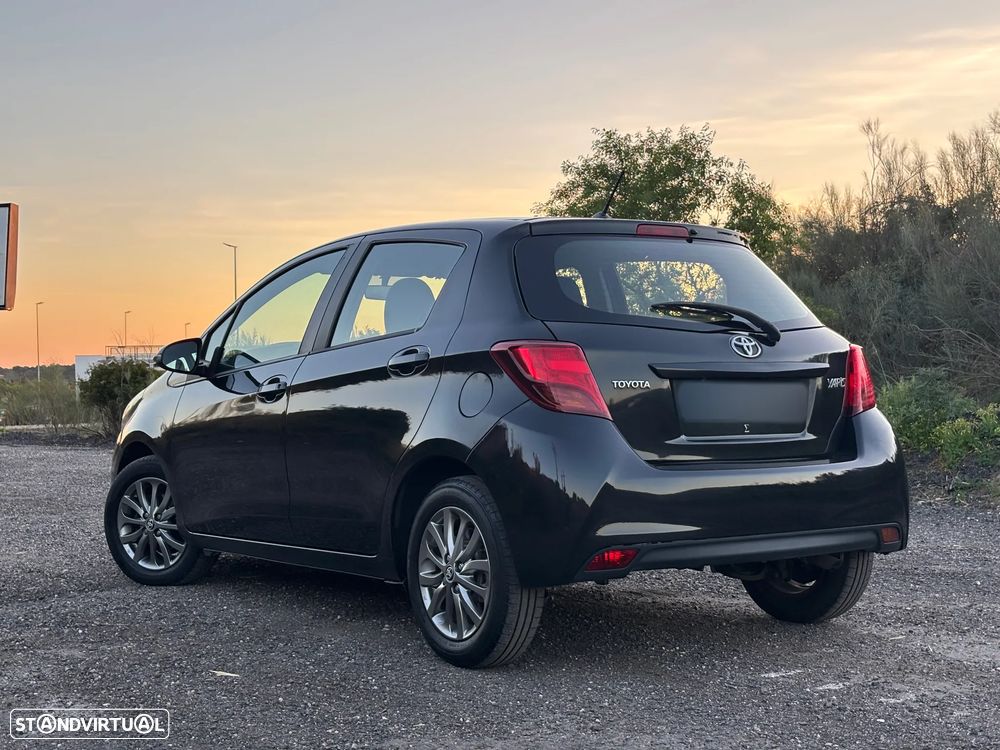 Toyota Yaris 1.4 D-4D Comfort+P.Style - 3