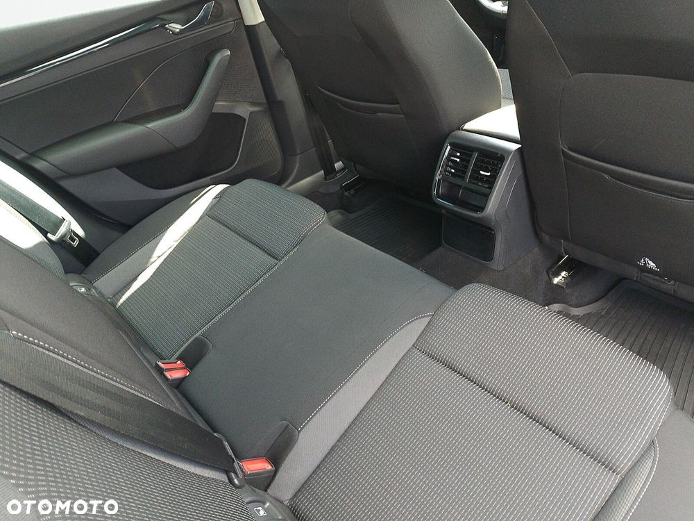 Skoda Octavia 1.5 TSI ACT Ambition - 14