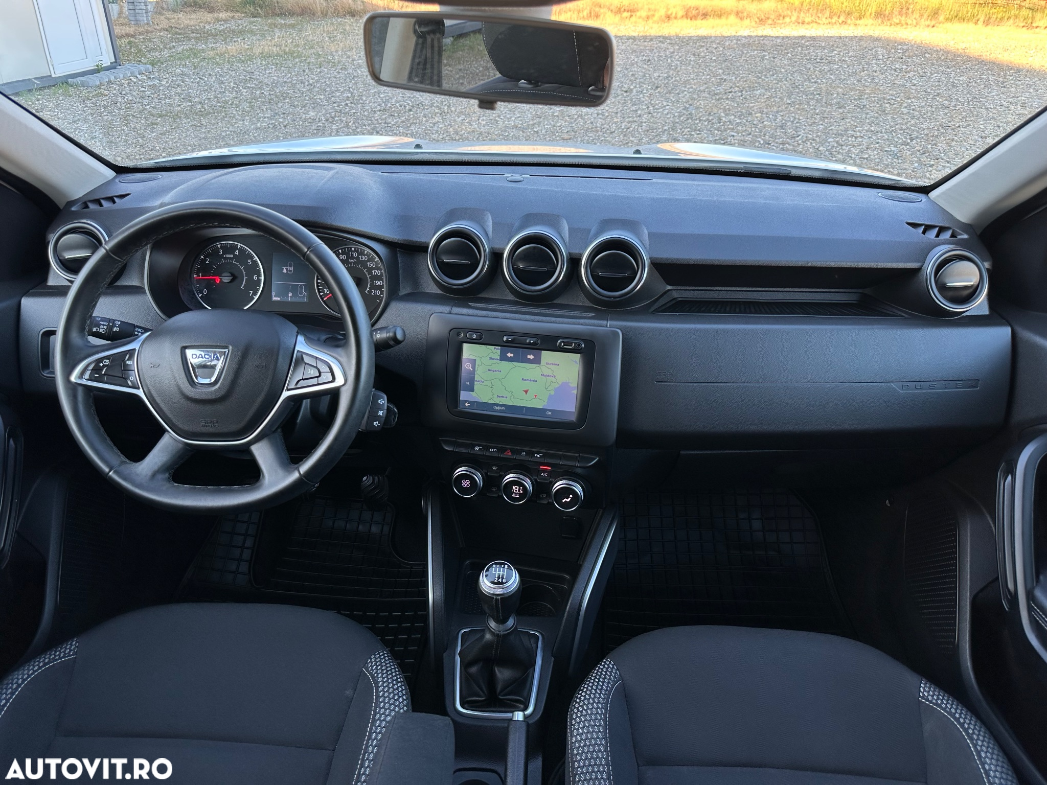 Dacia Duster 1.5 Blue dCi Prestige - 8