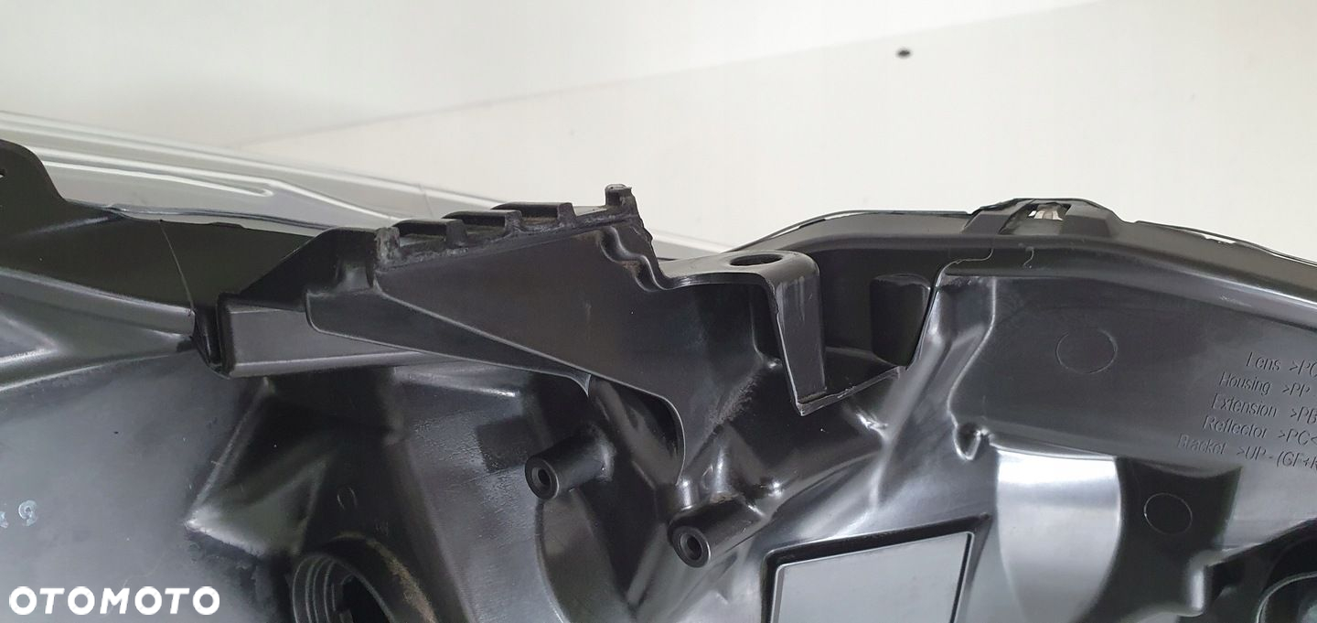 TOYOTA AYGO II LIFT LAMPA LEWY PRZÓD - 3