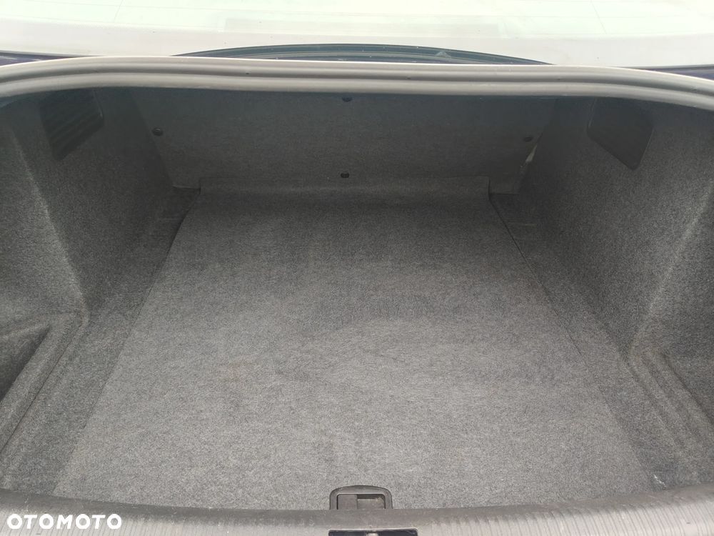 Audi A4 Limousine 2.0 TDI DPF - 26