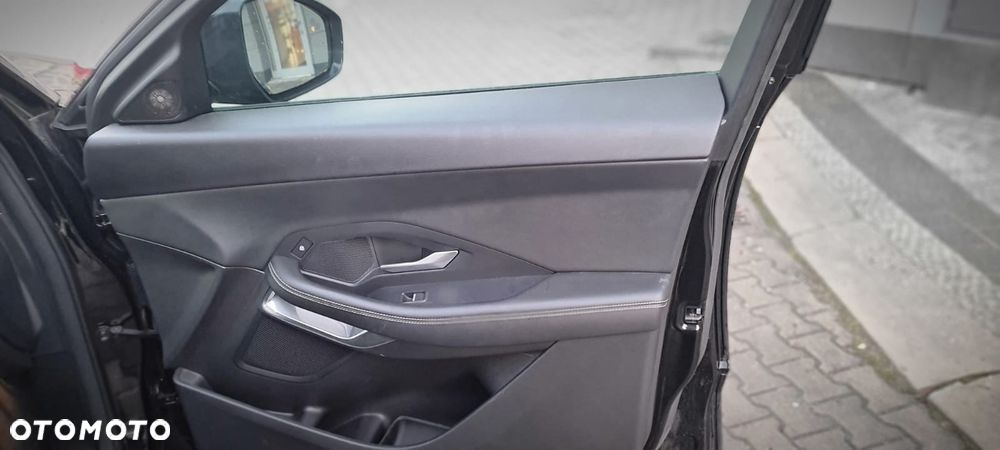 Jaguar E-Pace D165 R-Dynamic - 28