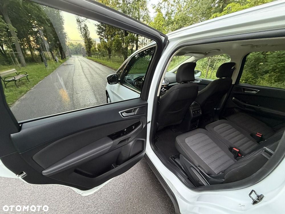 Ford Galaxy - 21