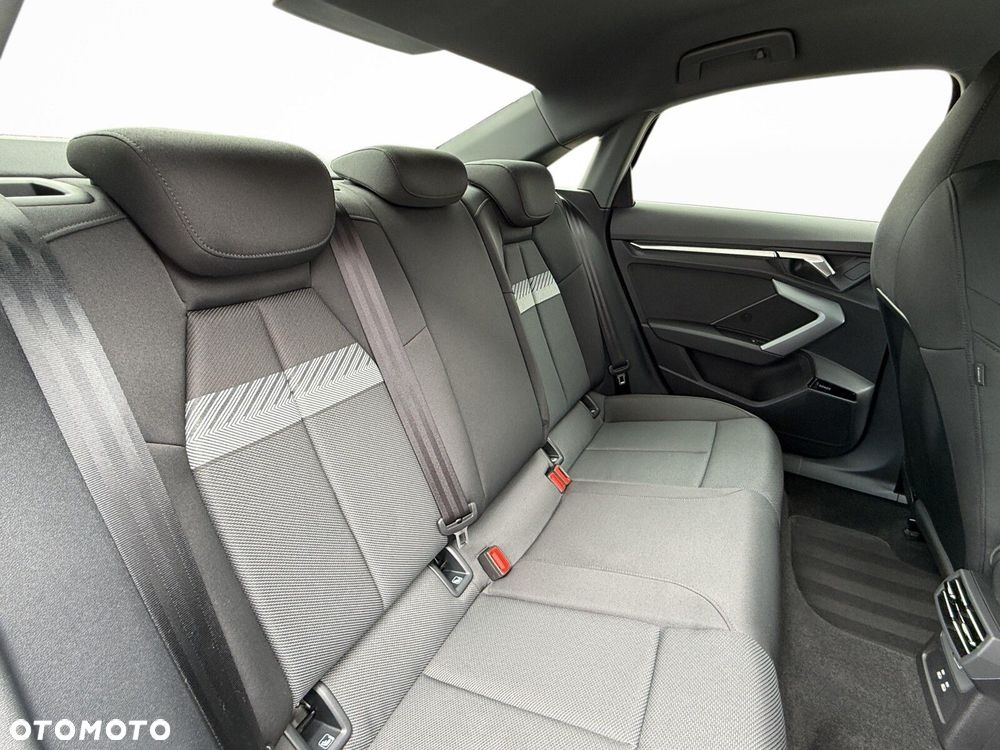 Audi A3 Limousine 35 TFSI mHEV S Line S tronic - 36