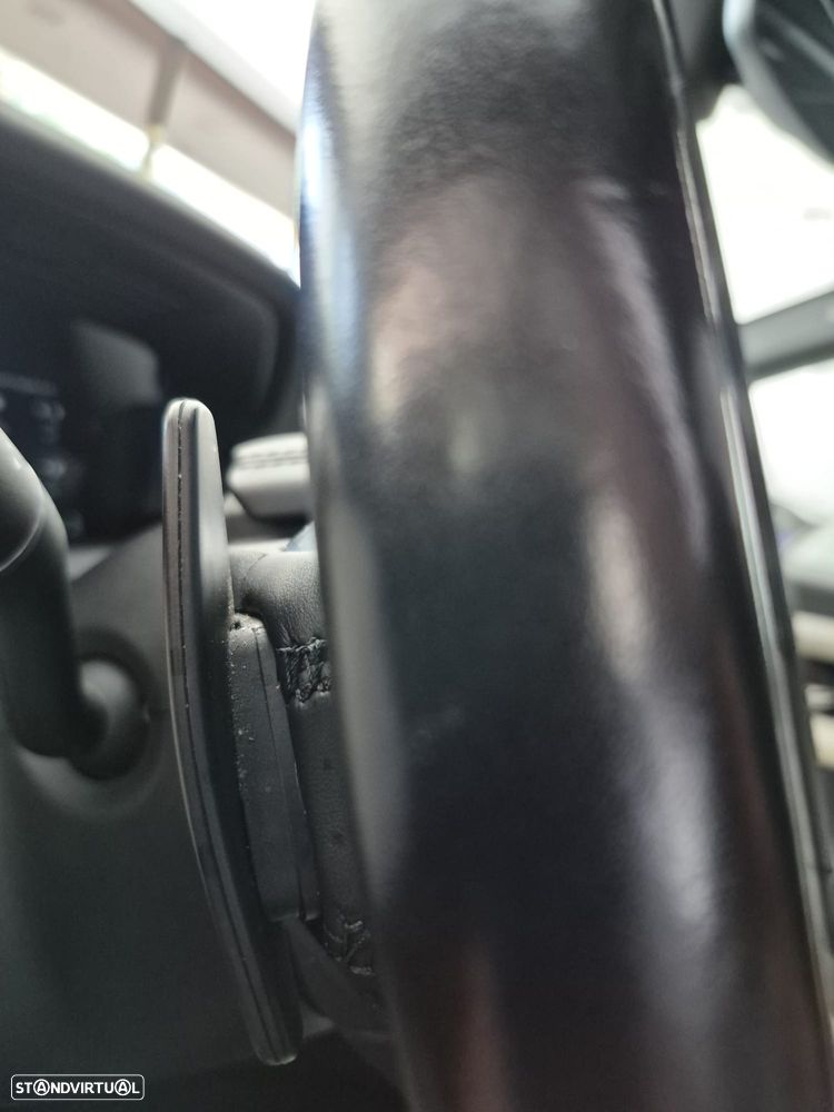 Land Rover Discovery Sport P300e R-Dynamic S - 42