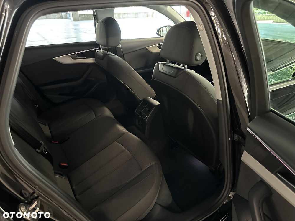 Audi A4 Avant 35 TDI mHEV Advanced S tronic - 11