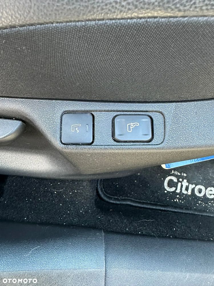 Citroën DS4 HDi 110 Chic - 5