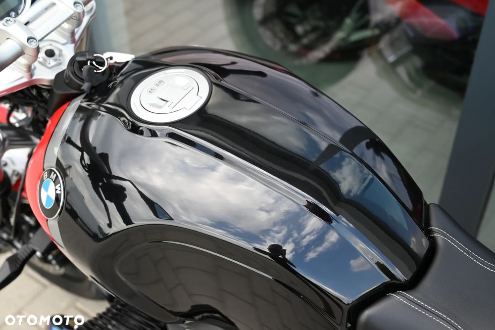 BMW R - 19