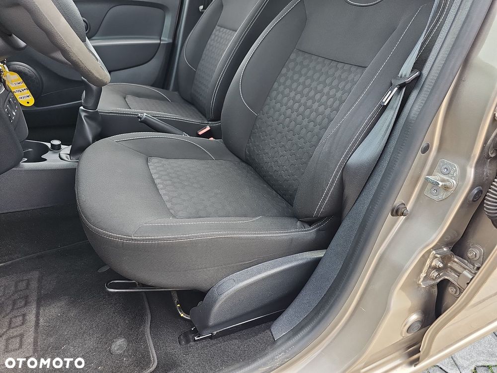 Dacia Sandero 1.2 16V Laureate - 22