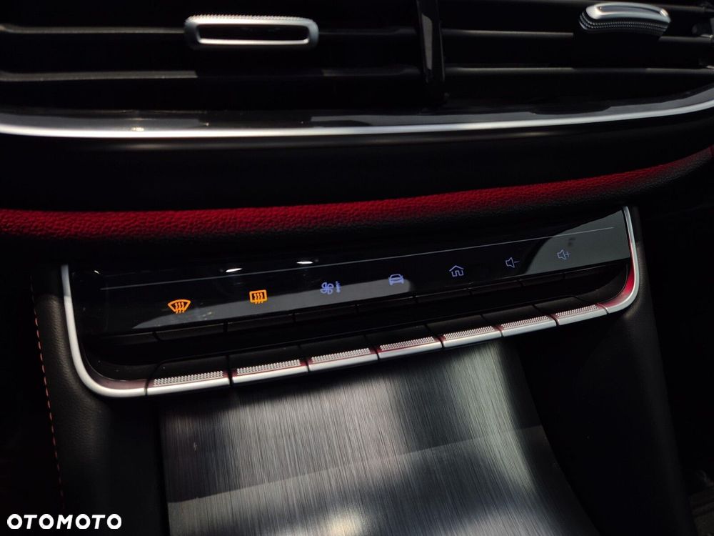 MG HS 1.5 T-GDI Exclusive DCT - 28