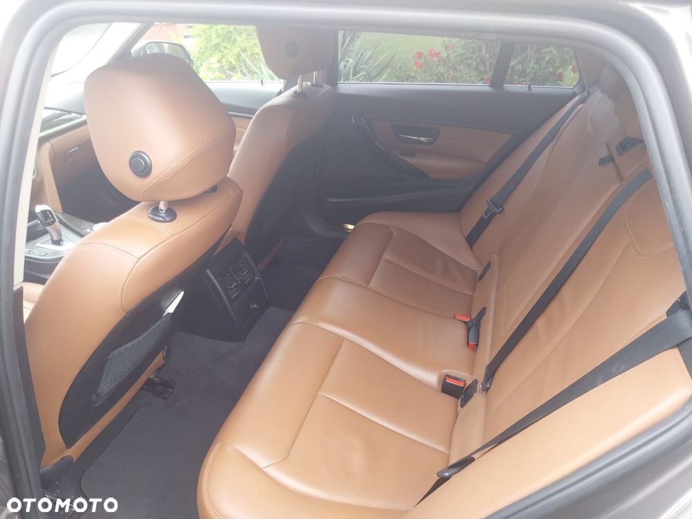 BMW Seria 3 320d xDrive Luxury Line - 3