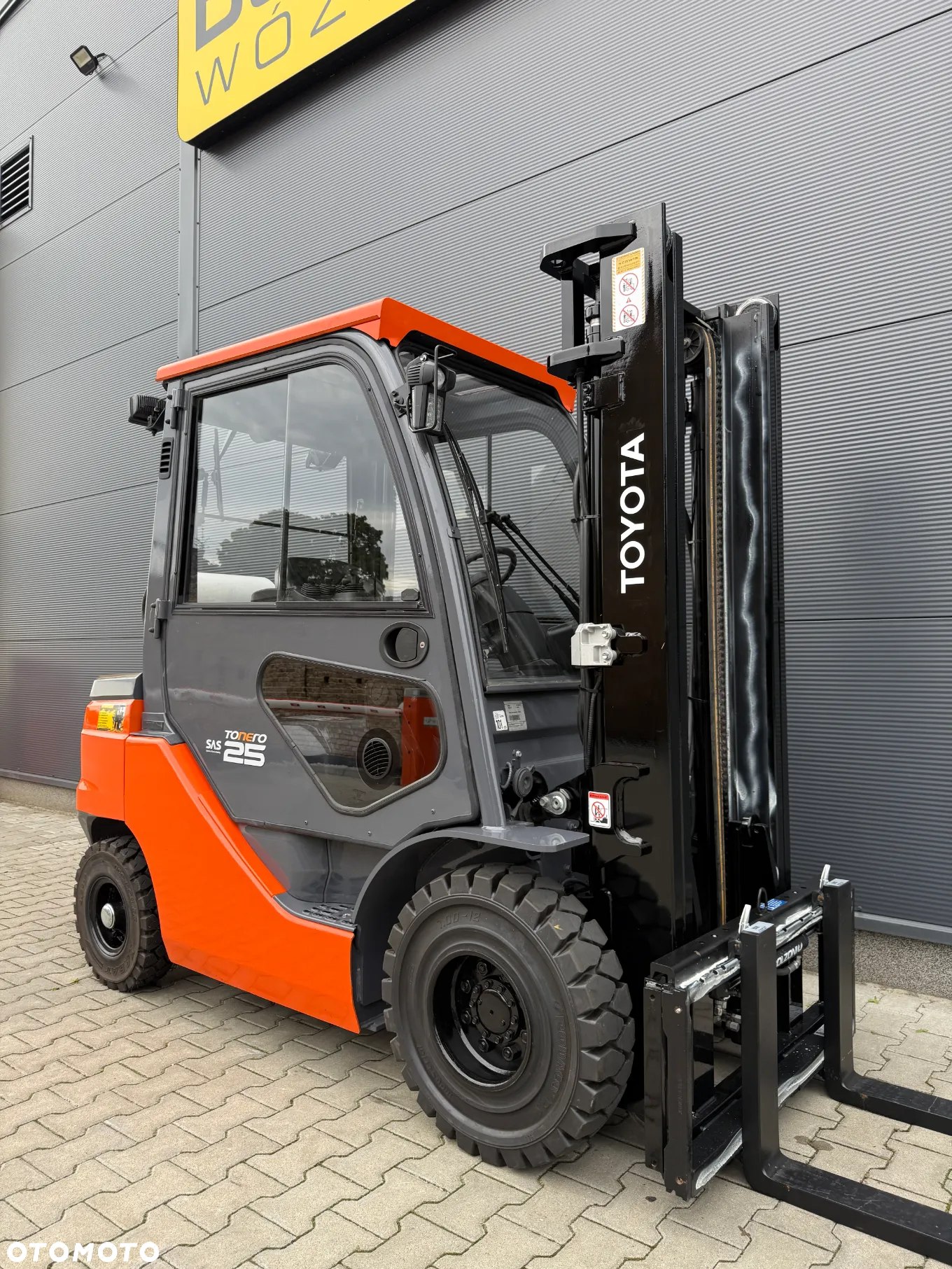 Toyota 02-8FGF25 - 3