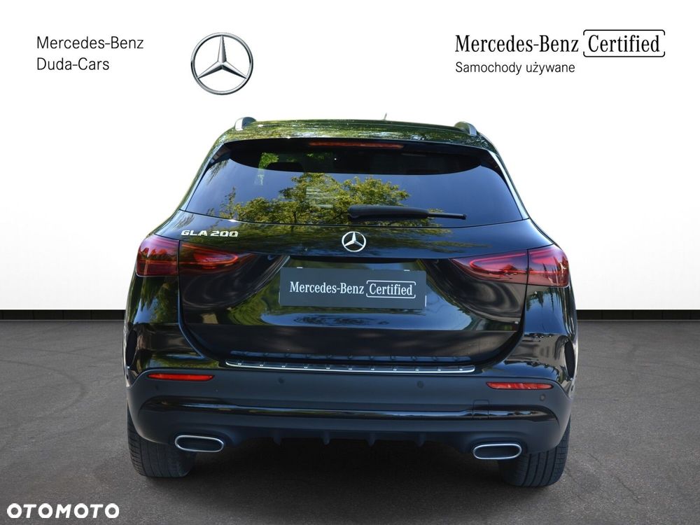 Mercedes-Benz GLA - 7