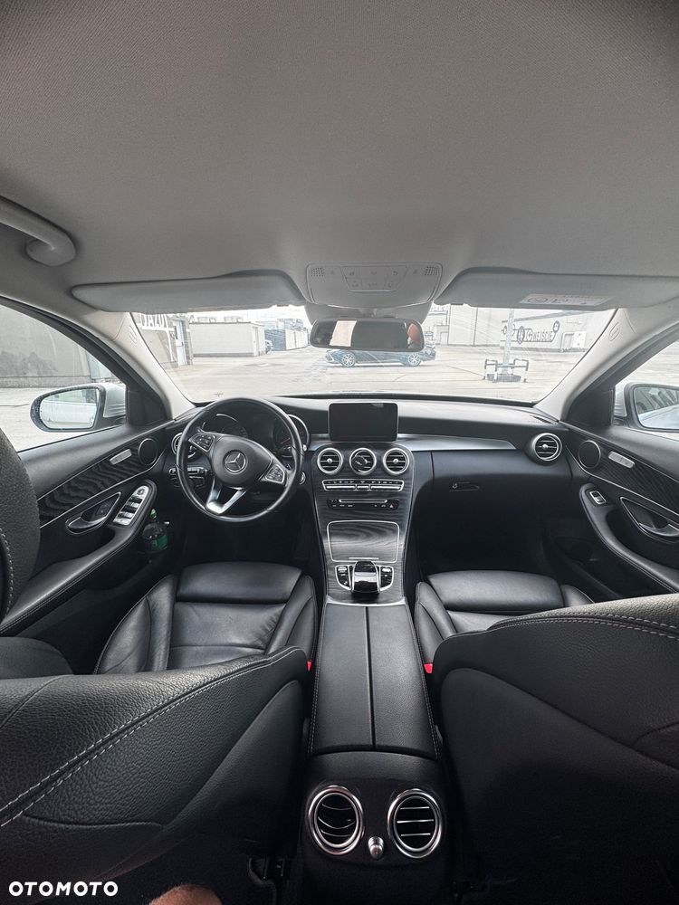 Mercedes-Benz C-Class 2016 photo 3