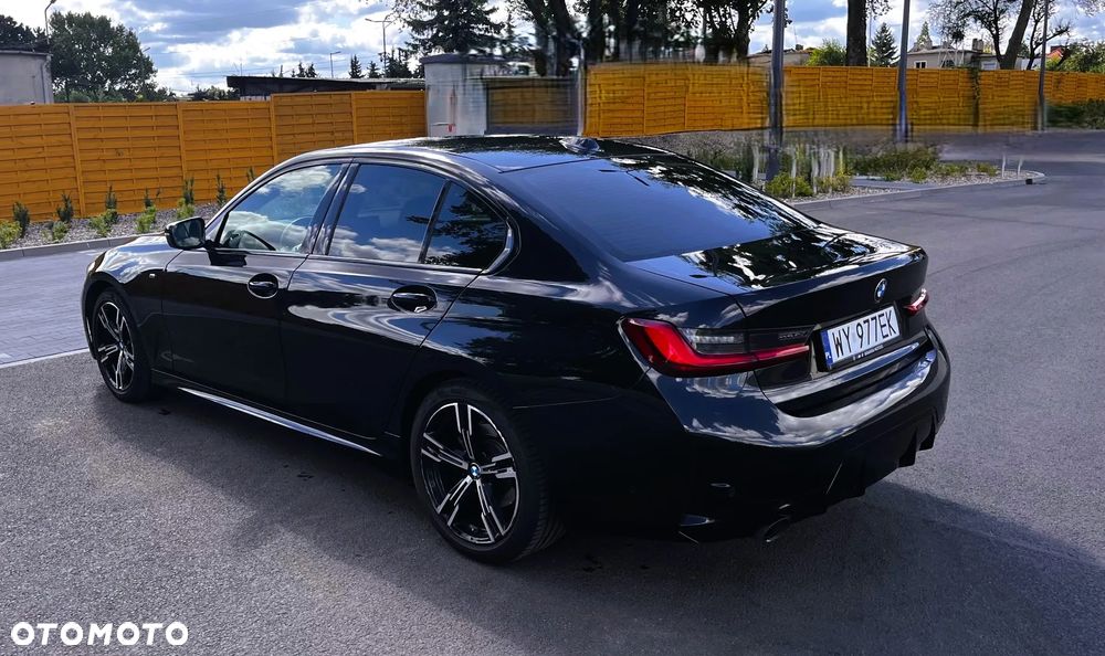 BMW Seria 3 318i M Sport - 2