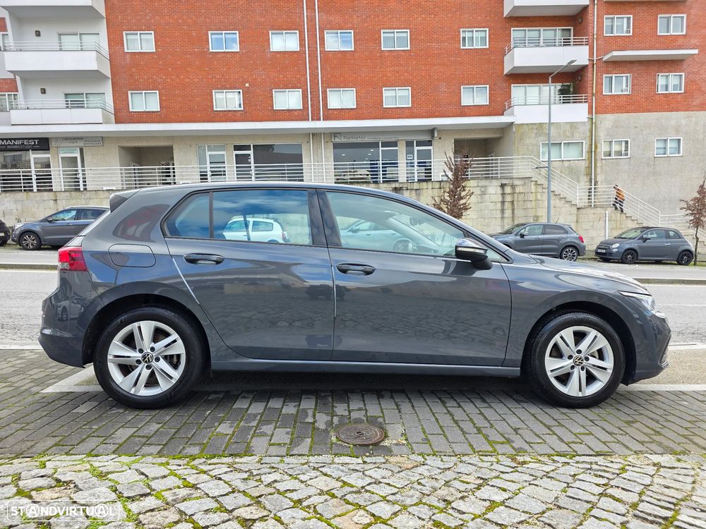 VW Golf 1.5 eTSI Style DSG - 21