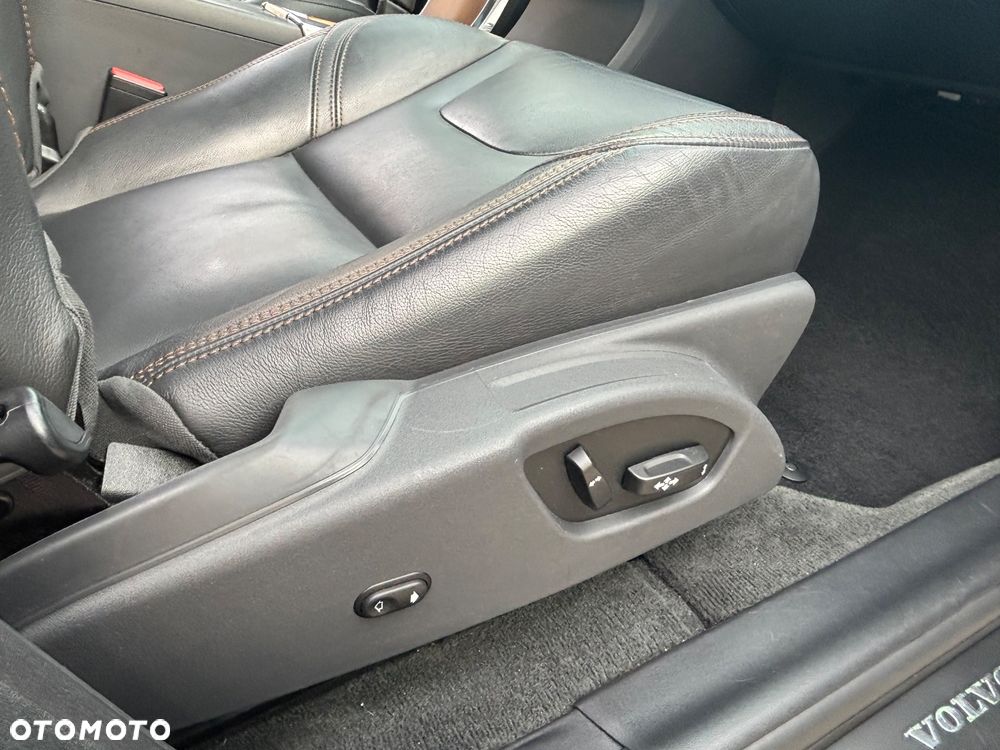 Volvo XC 60 T5 AWD Geartronic Linje Inscription - 18