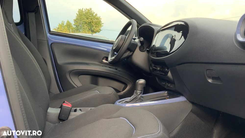 TOYOTA Aygo X 2025 — imagine 13