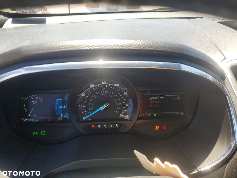 Ford Edge - 9