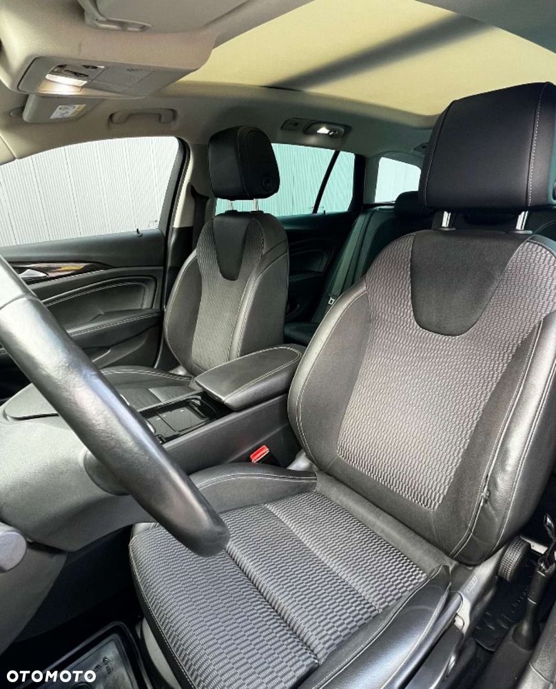 Opel Insignia Sports Tourer 2.0 Diesel Automatik Business Edition - 10