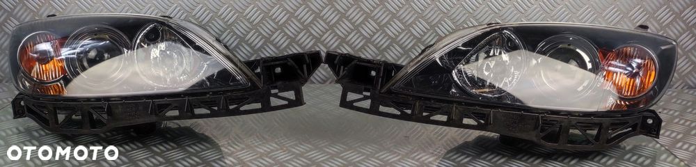 reflektor lampa prawa prawy lewy lewa przód przednia MAZDA 3 BK 04-09 EURO - 1