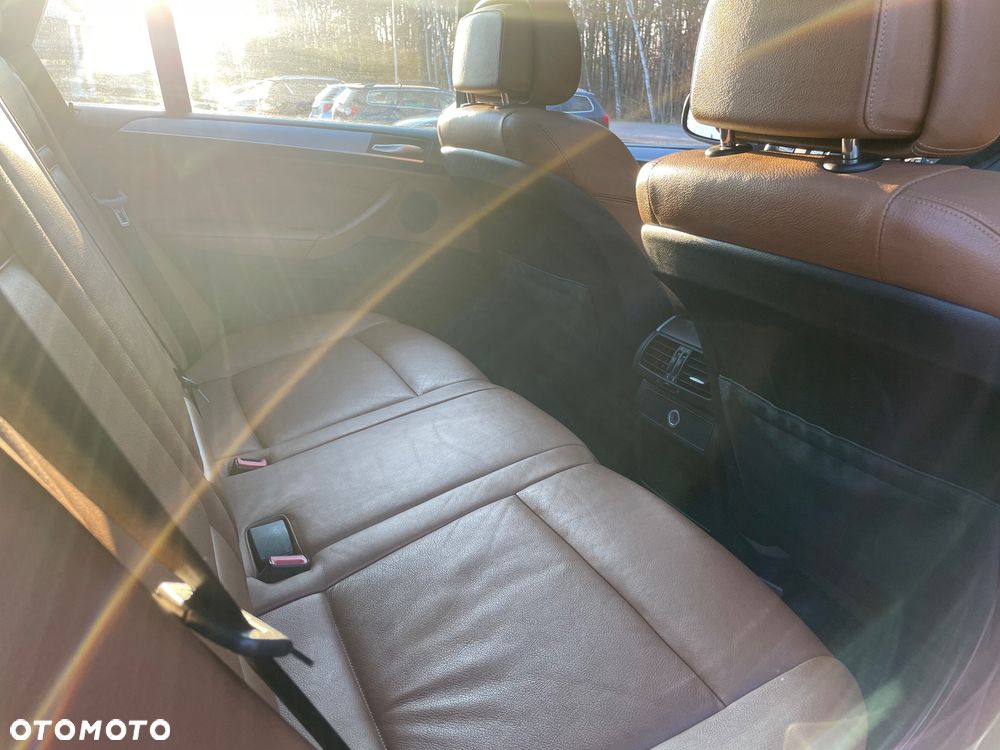 BMW X5 xDrive30d - 26