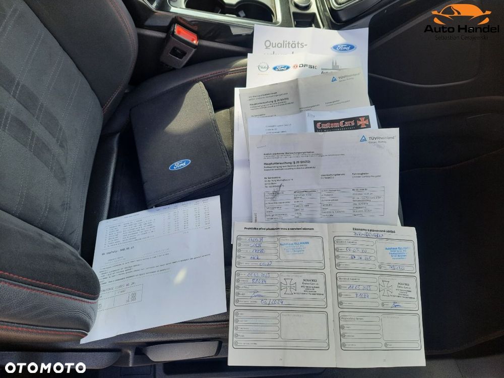 Ford Kuga 1.5 EcoBoost 2x4 ST-Line - 6