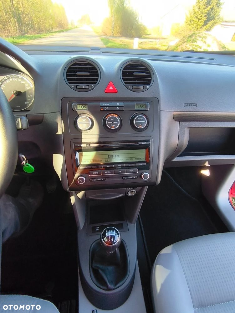 Volkswagen Caddy Life - 30