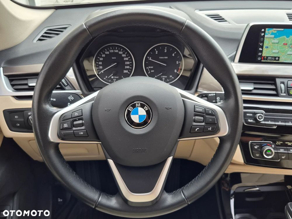 BMW X1 xDrive18d xLine sport - 25