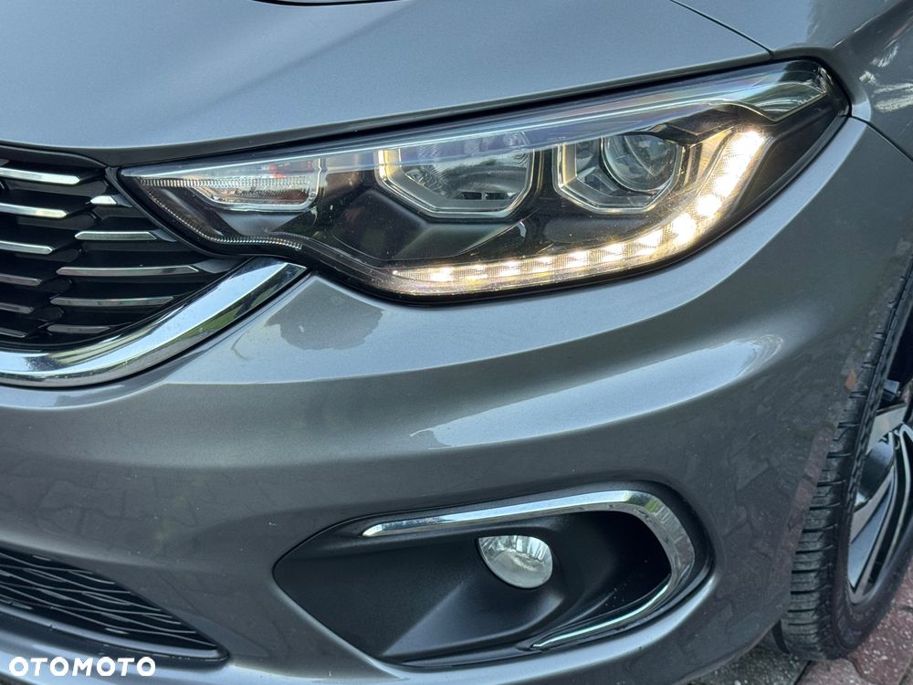 Fiat Tipo 1.4 T-Jet 16v Lounge EU6 - 11