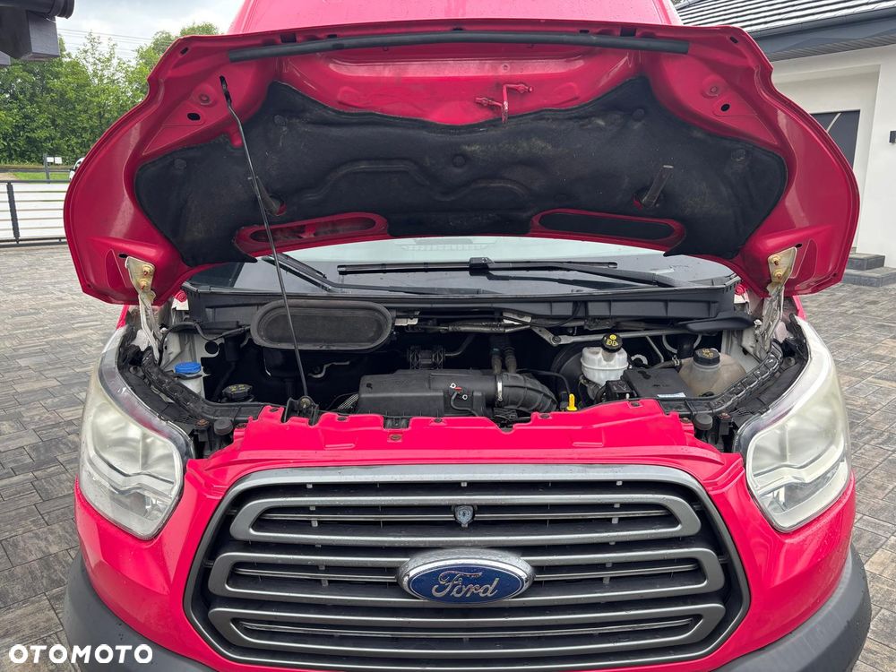 Ford Transit - 12