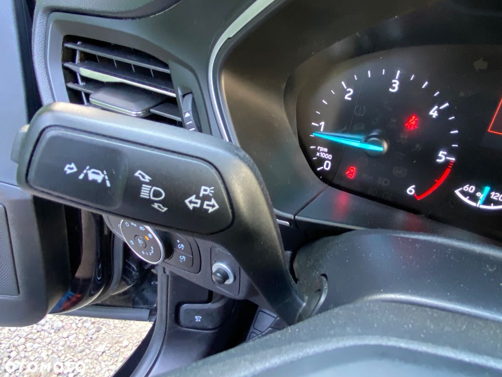 Ford Focus 1.5 EcoBlue STart-Stopp-System TITANIUM - 21