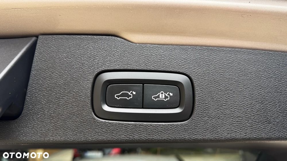 Volvo V60 B3 B Inscription - 37