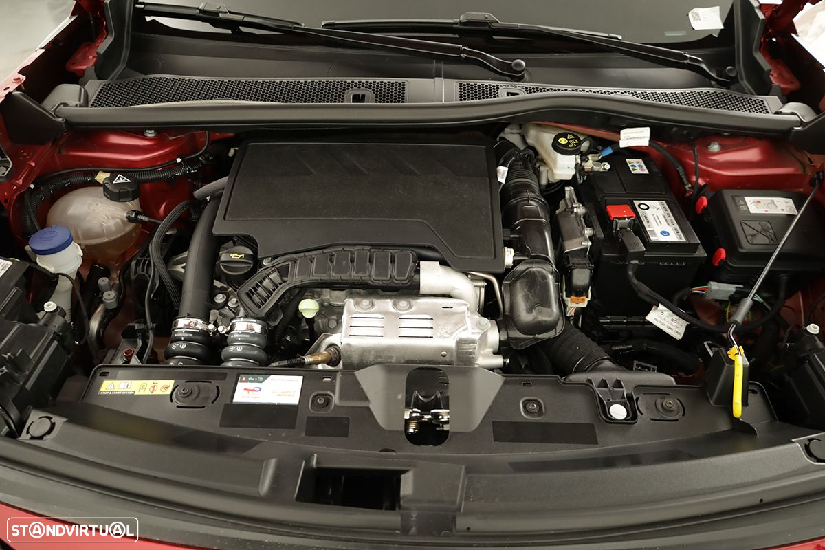 Peugeot 2008 1.2 PureTech Allure - 24