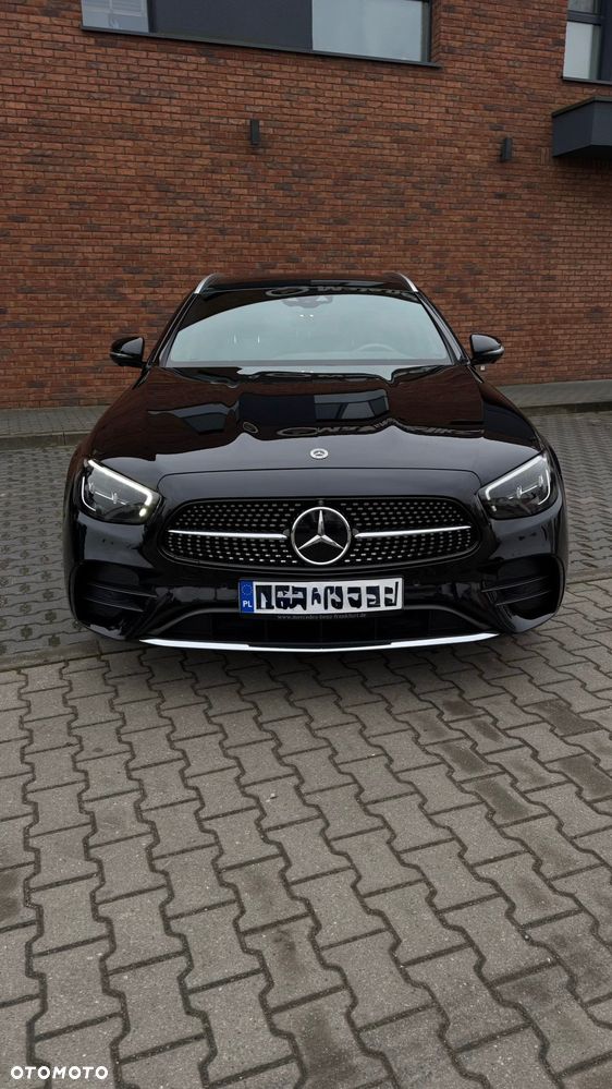 Mercedes-Benz Klasa E 300 de 4Matic 9G-TRONIC AMG Line - 3