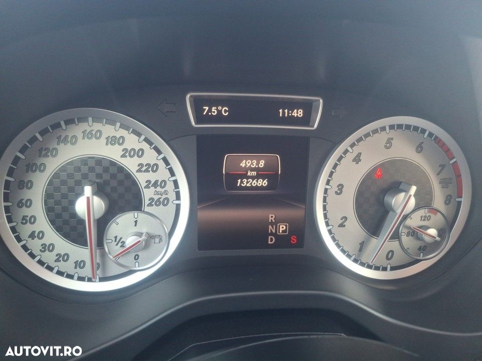 Mercedes-Benz A - 11