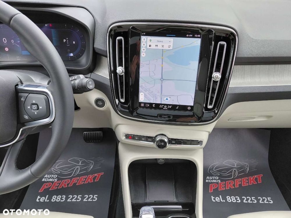 Volvo XC 40 - 25