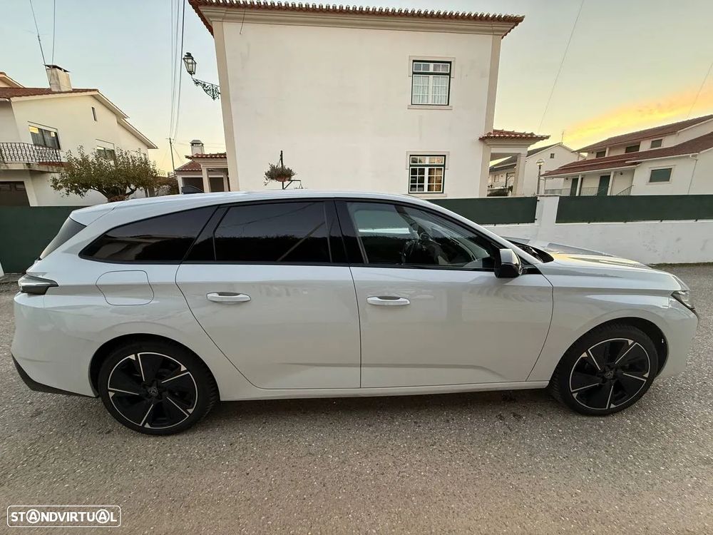 Peugeot e-308 54 kWh Allure - 4