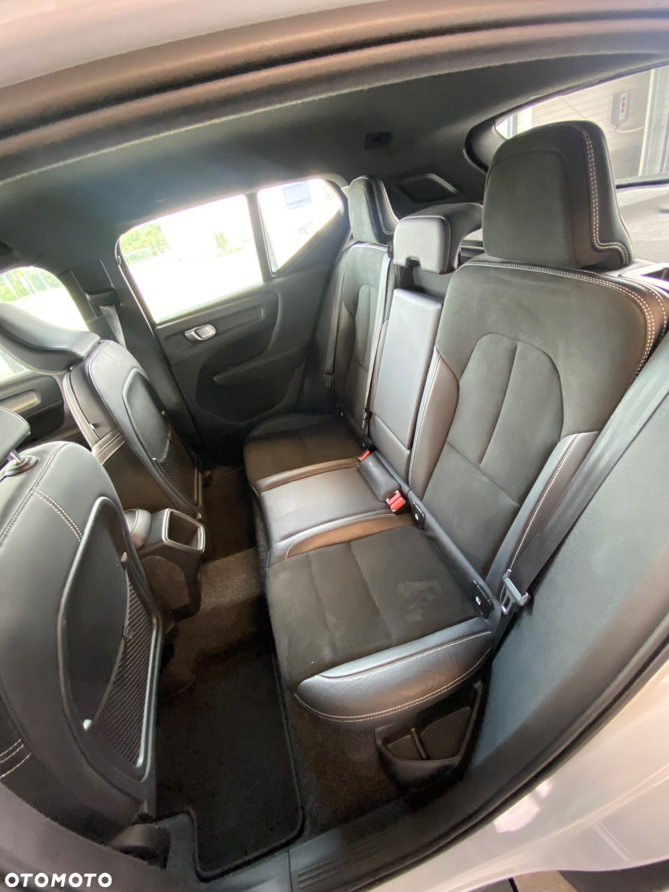 Volvo XC 40 D3 Geartronic R-Design - 12