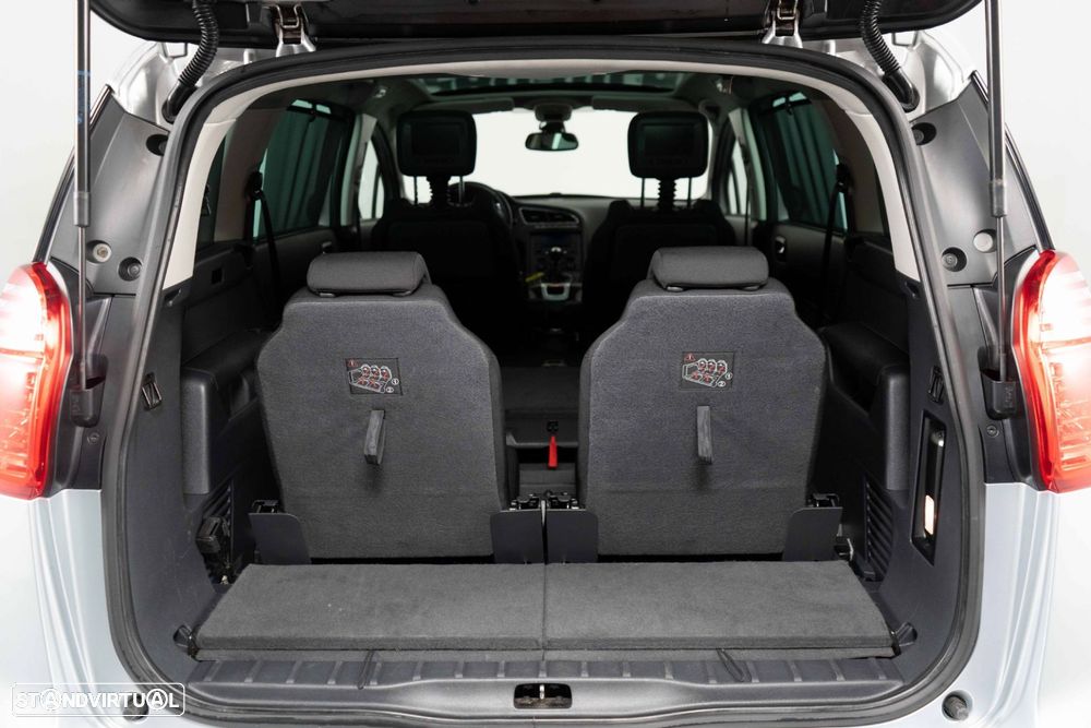 Peugeot 5008 1.6 HDi 7L Allure - 15