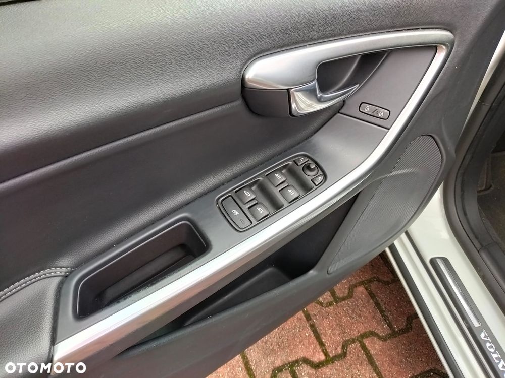 Volvo V60 - 23