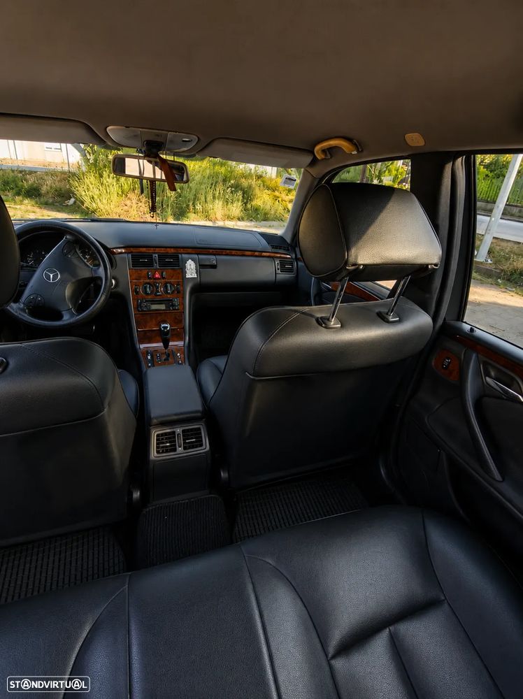Mercedes-Benz E 220 - 7