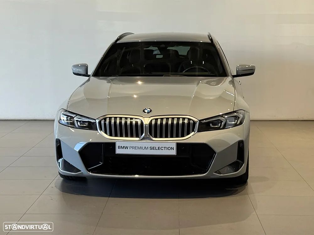 BMW 320 d Touring Pack Desportivo M Auto - 2