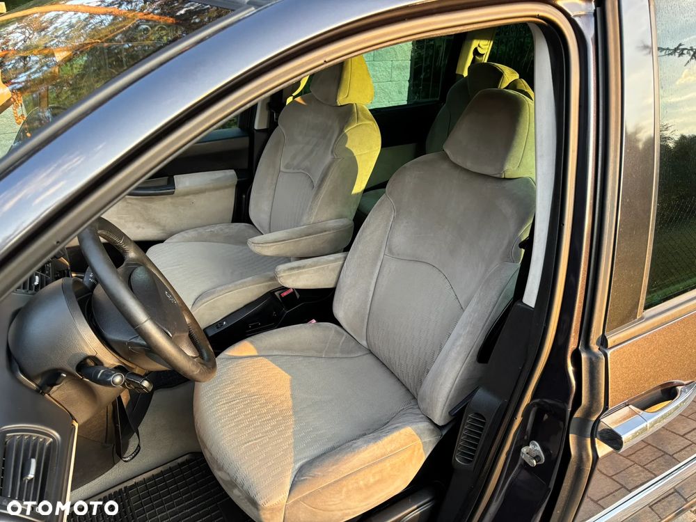 Peugeot 807 HDi 170 Bi-Turbo Automatik Platinum Pullmann - 15