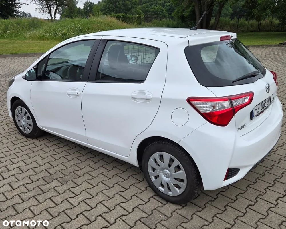 Toyota Yaris 1.0 Active - 5